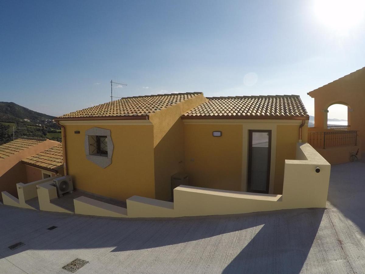 Aquilone Apartman Badesi Kültér fotó