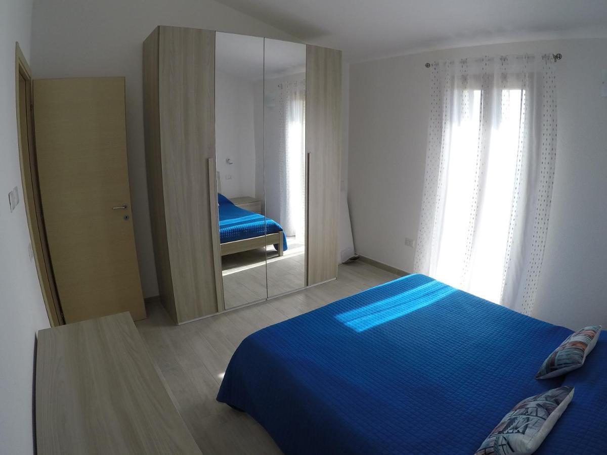 Aquilone Apartman Badesi Kültér fotó
